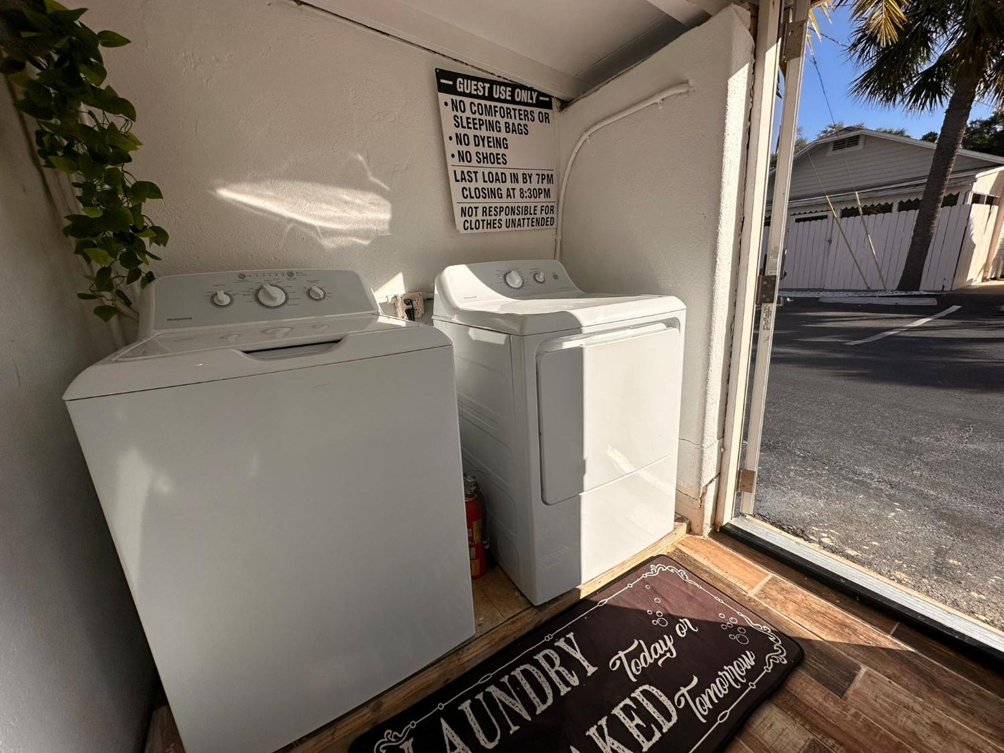2Q Beds Studio Apt With Shared Pool 01 Clearwater Esterno foto