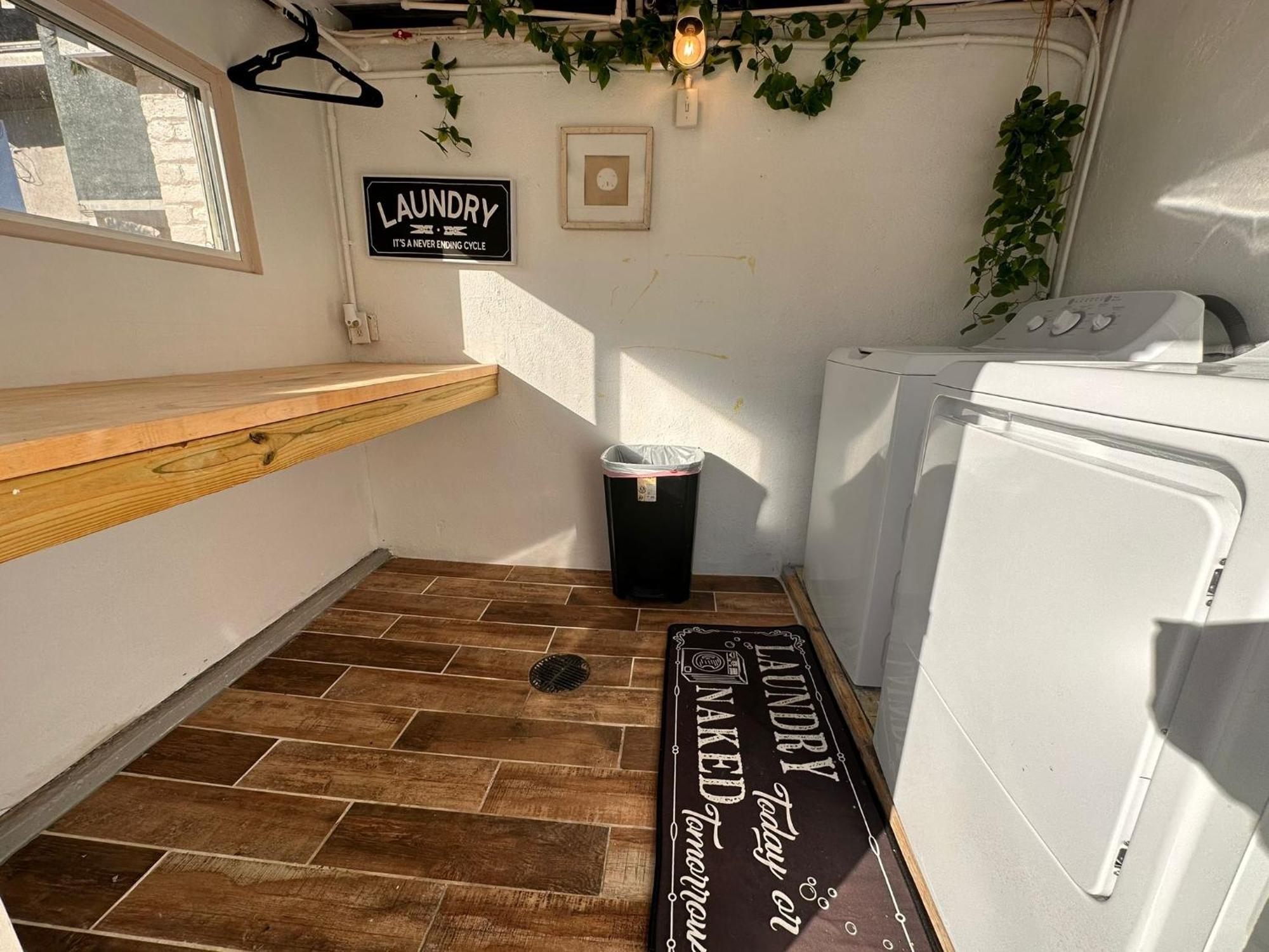2Q Beds Studio Apt With Shared Pool 01 Clearwater Esterno foto
