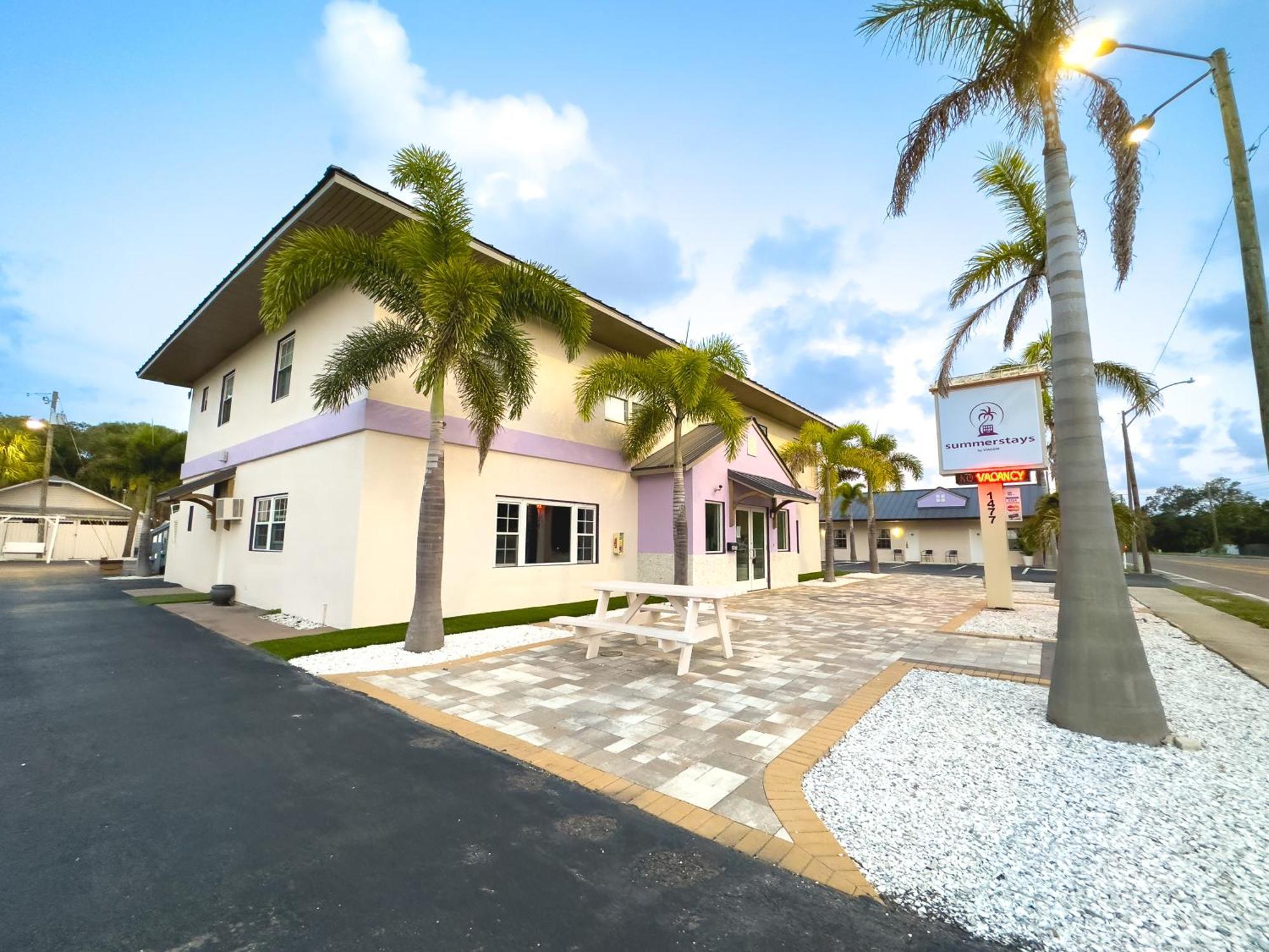 2Q Beds Studio Apt With Shared Pool 01 Clearwater Esterno foto