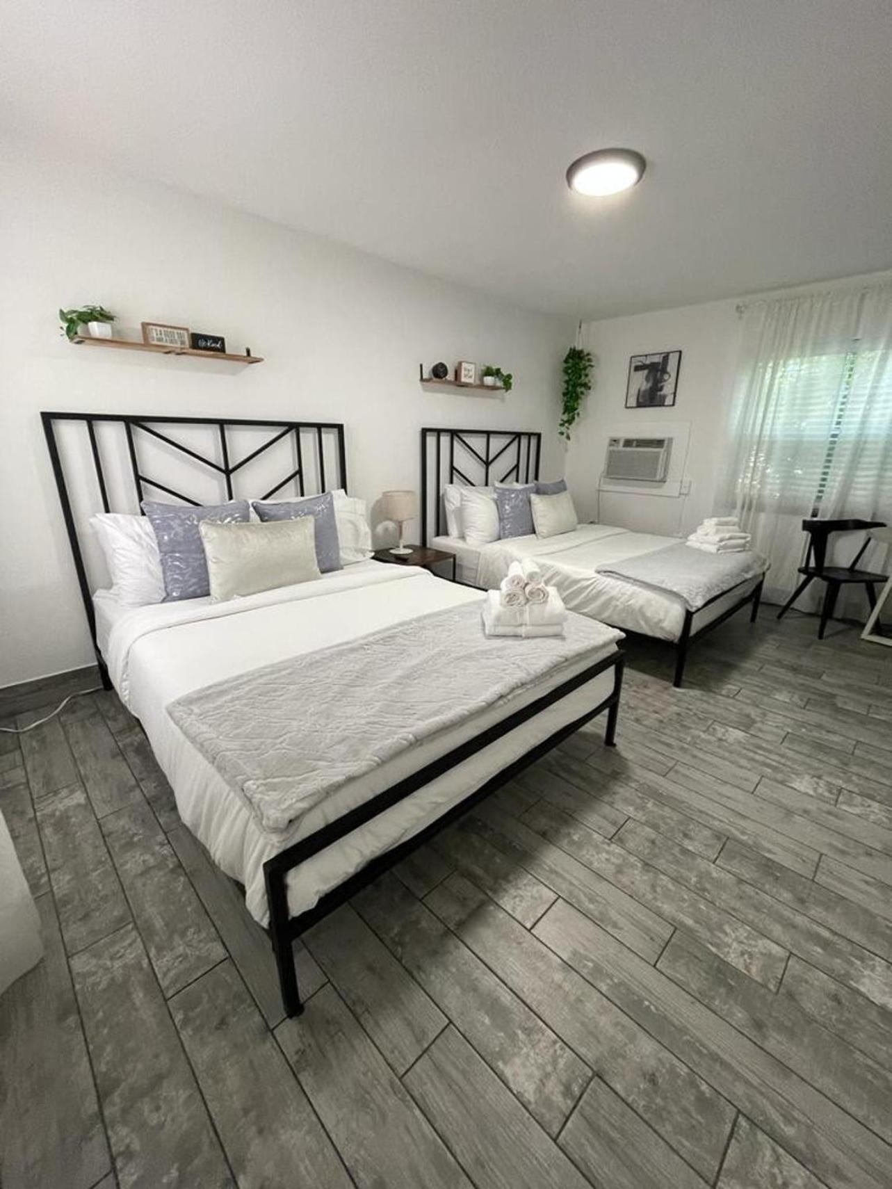 2Q Beds Studio Apt With Shared Pool 01 Clearwater Esterno foto
