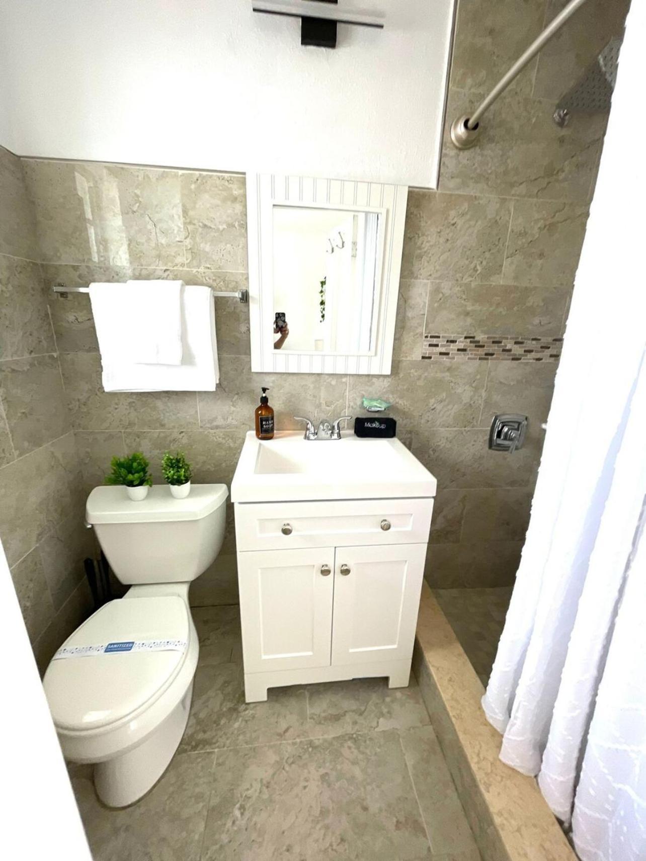 2Q Beds Studio Apt With Shared Pool 01 Clearwater Esterno foto