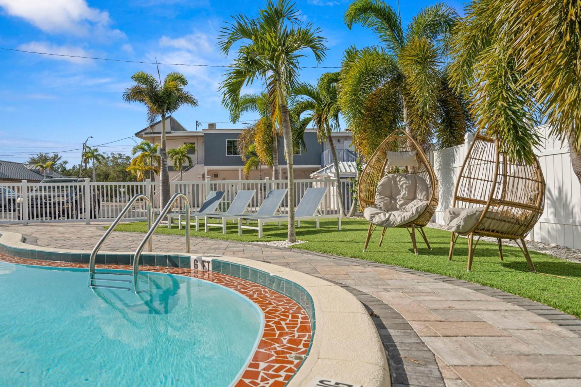 2Q Beds Studio Apt With Shared Pool 01 Clearwater Esterno foto